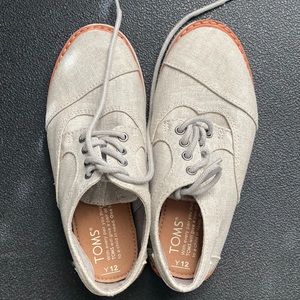 Toms Dress shoe